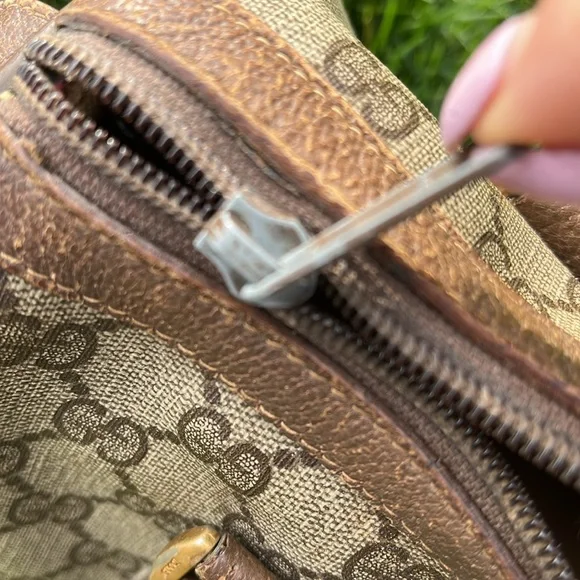 Gucci Beige and Brown Handbag with Red and Green Stripe - Picture 7 of 10